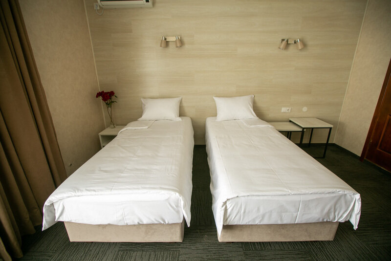 Полулюкс 2-местный (с балконом)