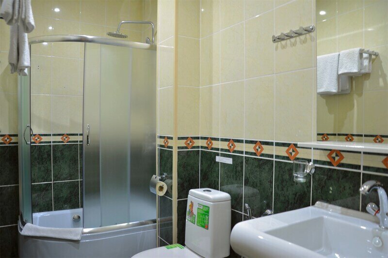 Люкс 2-местный (с балконом и кухней)