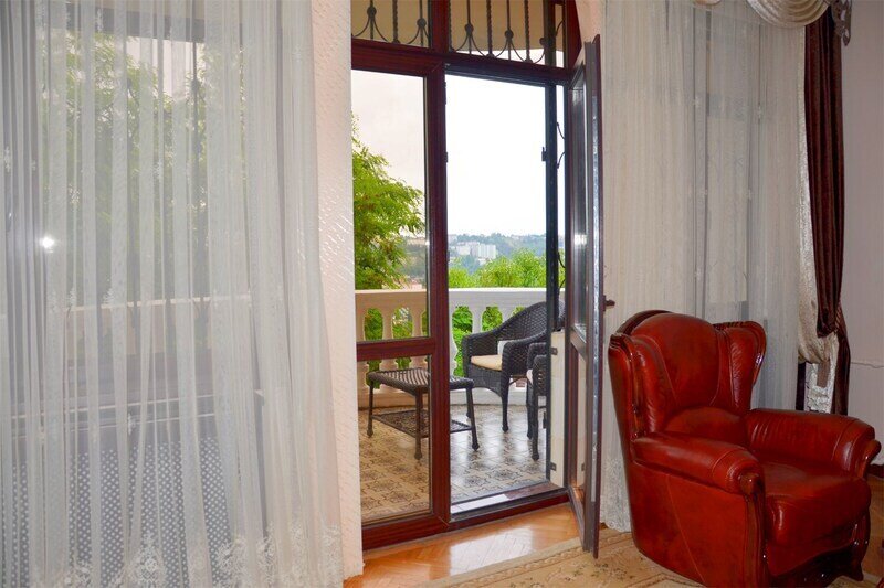 Люкс 2-местный (с балконом)