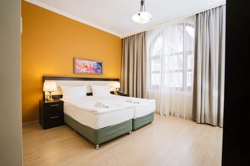 Апартаменты 6-местные (Поляна 540, 3 спальни)