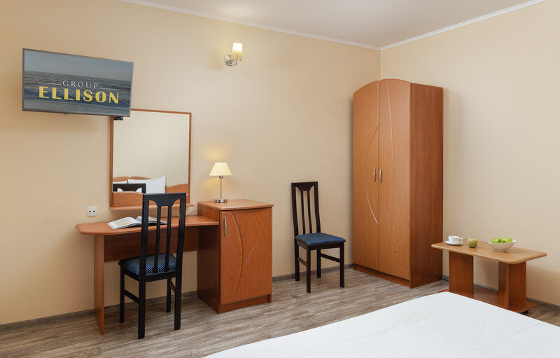 Люкс 4-местный 2-комнатный Улучшенный