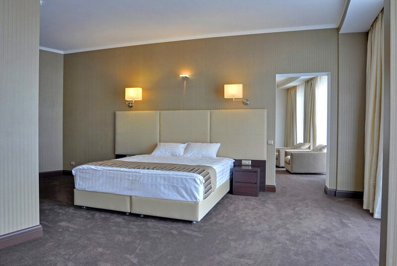 Люкс 2-местный 2-комнатный (4* корпус № 3)