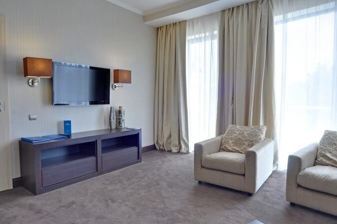 Люкс 2-местный 2-комнатный (4* корпус № 3)