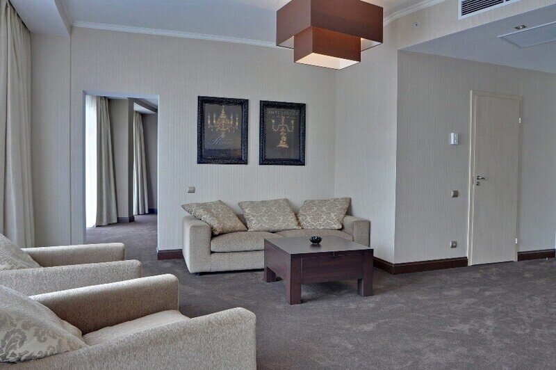 Люкс 2-местный 2-комнатный (4* корпус № 3)