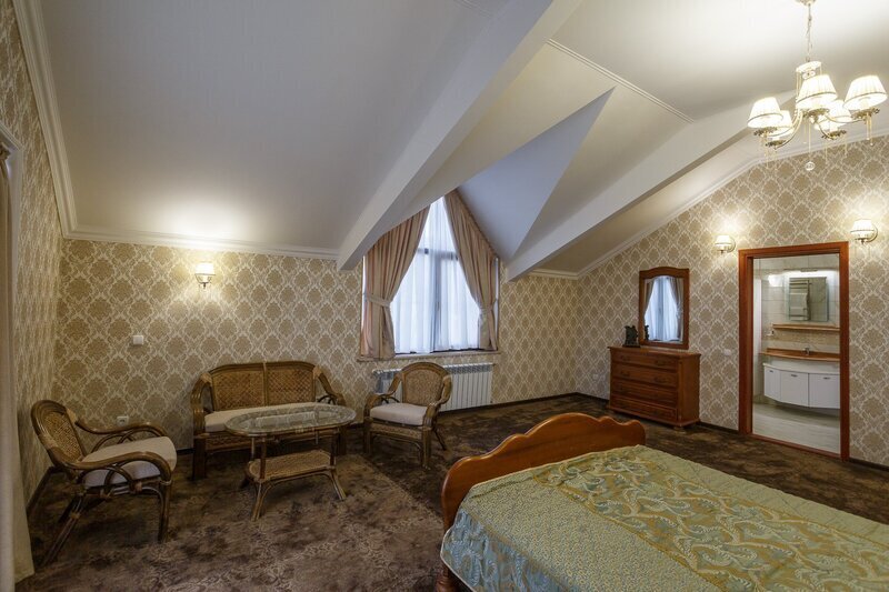 Люкс 2-местный 3-комнатный (корпус №2)