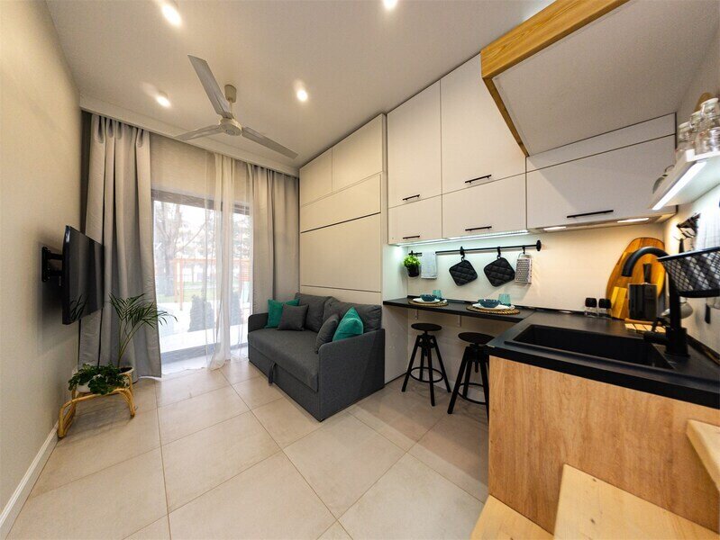 Стандартный 4-местный (с балконом, вид на море)