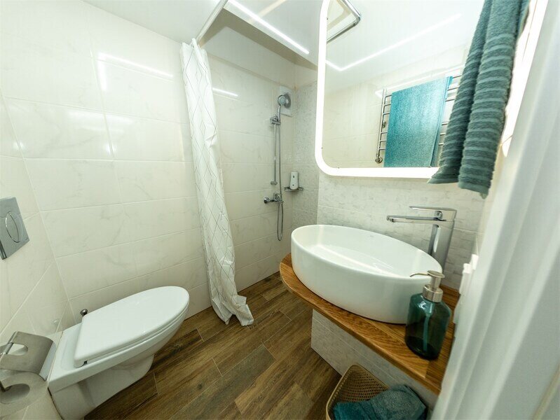 Стандартный 4-местный (с балконом, вид на море)