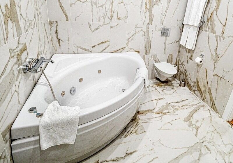 Люкс 2-местный 2-комнатный (с джакузи в Современном корпусе)