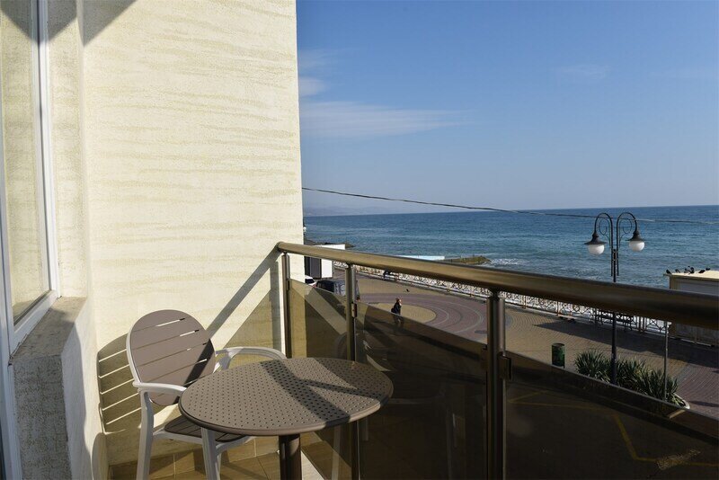 Комфорт 2-местный (вид на море, корпус 1)