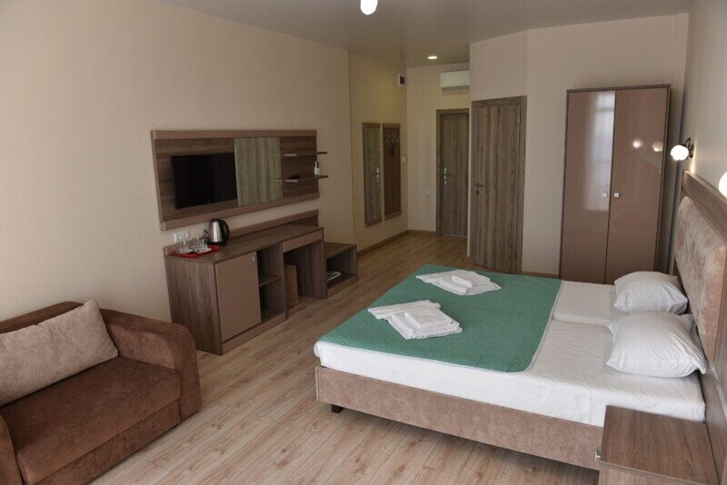 Комфорт 2-местный (вид на море, корпус 1)