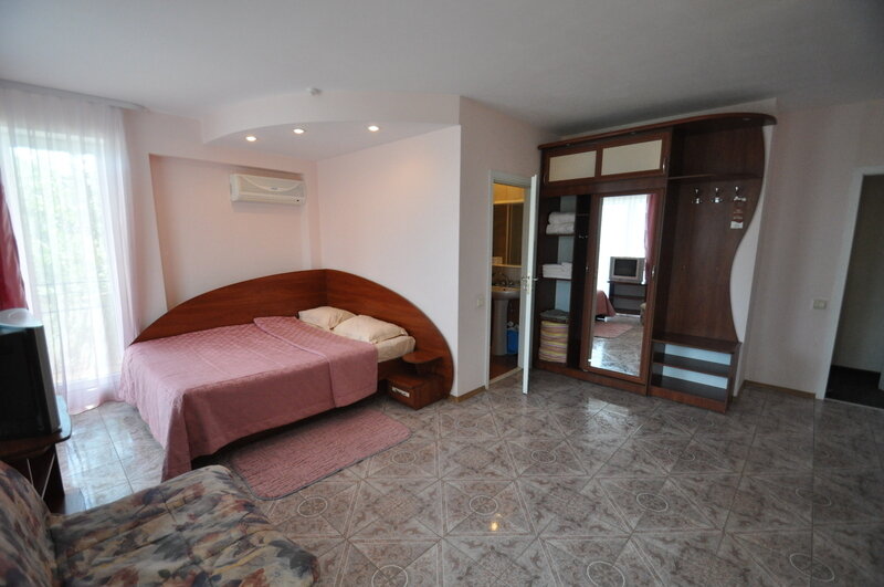 Полулюкс 2-местный (корпус 1)