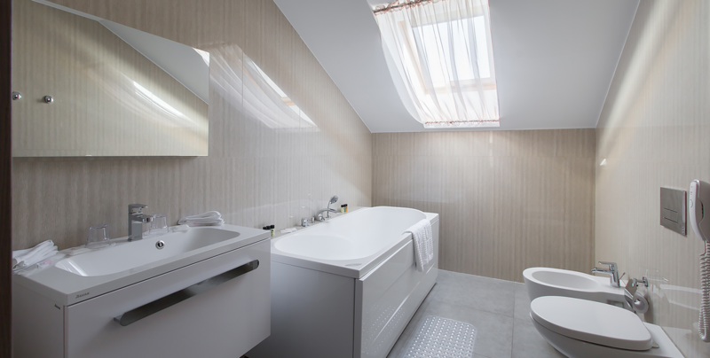 Сюит 4-местный 3-комнатный