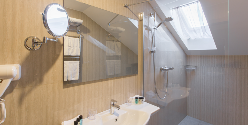 Сюит 4-местный 3-комнатный