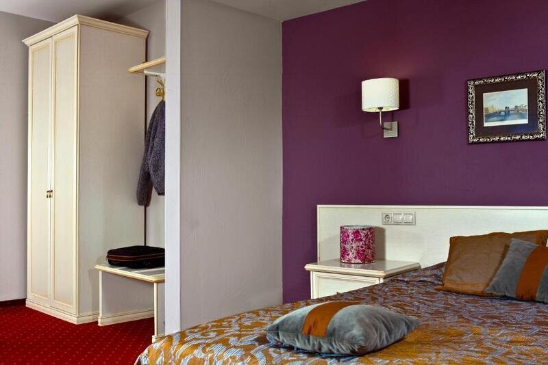 Улучшенный 2-местный Интерьерный