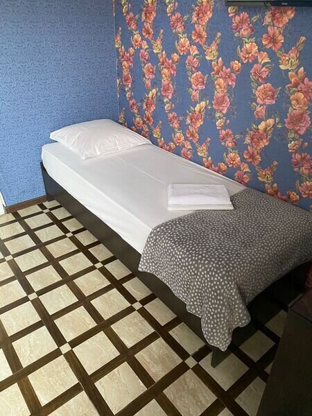 Улучшенный 3-местный (вид на бассейн)