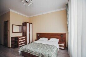Стандарт 2-местный с одной большой кроватью, Гостевой дом Константа , Калининград