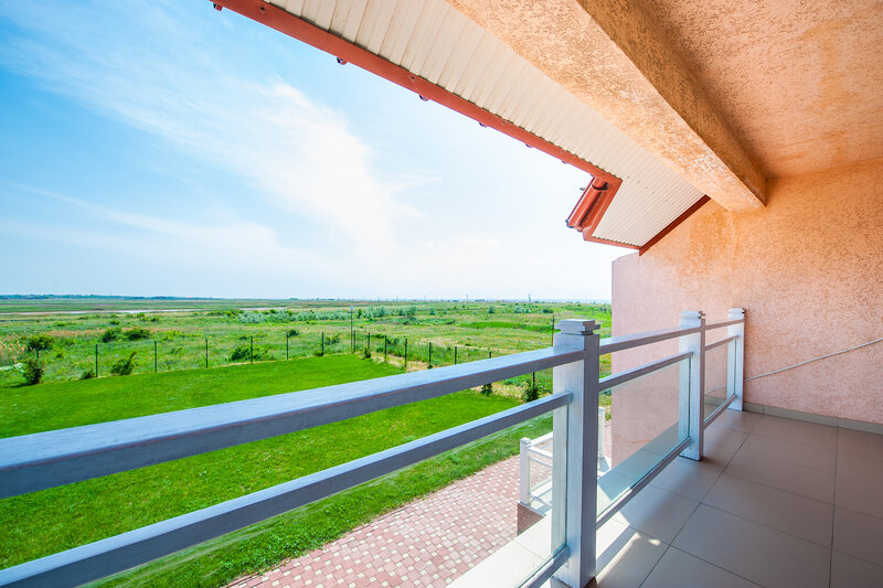 Семейный 3-4-местный (с большой террасой)