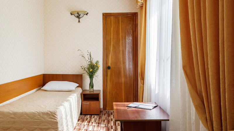 Стандартный 1-местный