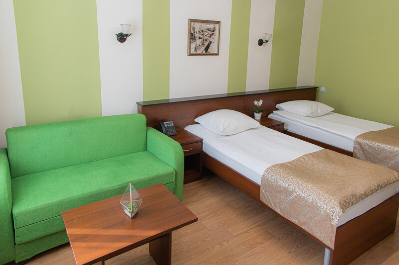 Стандартный 2-местный (TWIN с диваном)