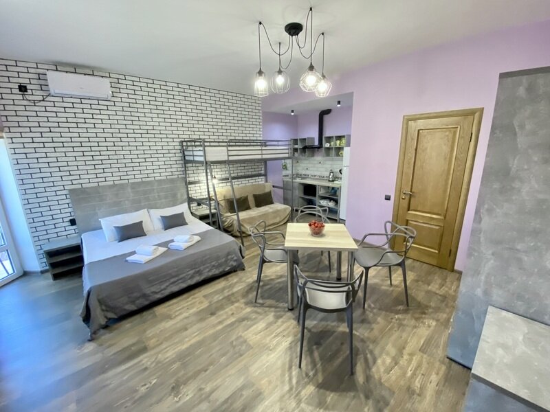 Апартаменты Студио (с кухней и балконом)