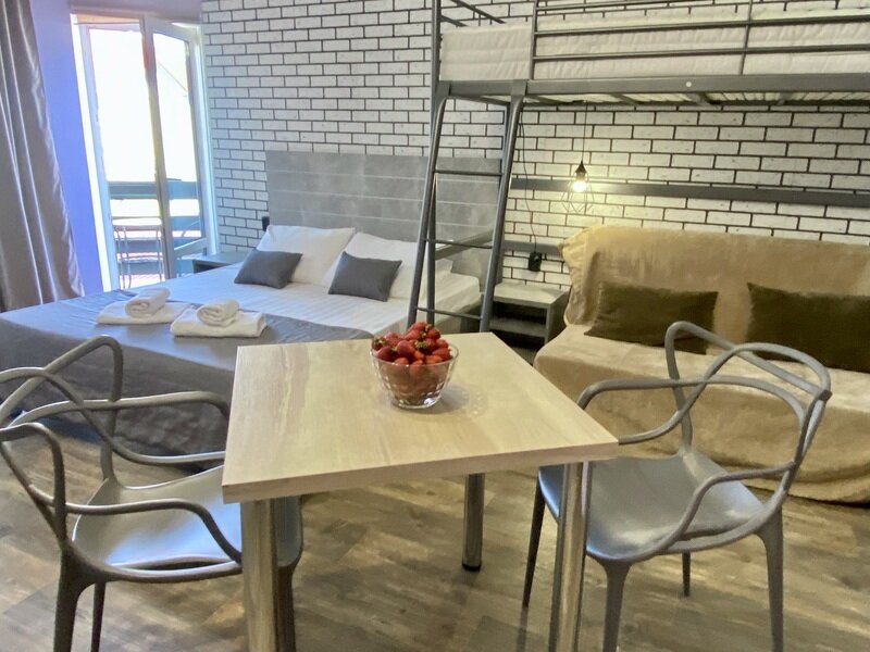 Апартаменты Студио (с кухней и балконом)