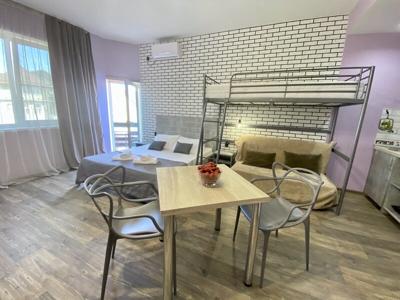 Апартаменты Студио (с кухней и балконом)