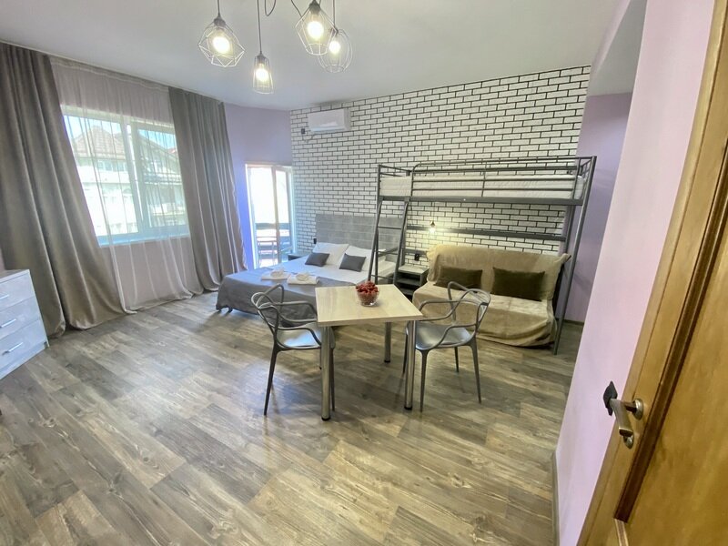 Апартаменты Студио (с кухней и балконом)