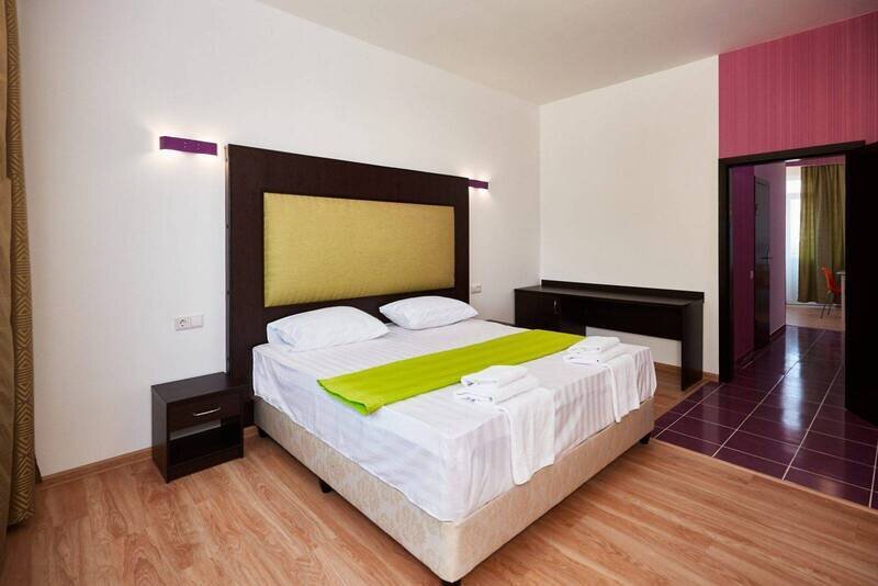 Люкс 2-местный (с балконом)