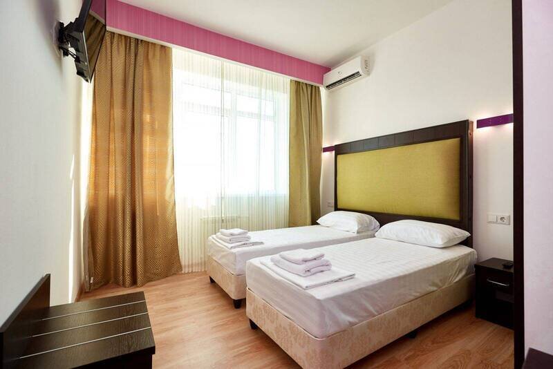 Стандартный 2-местный (TWIN, с балконом)