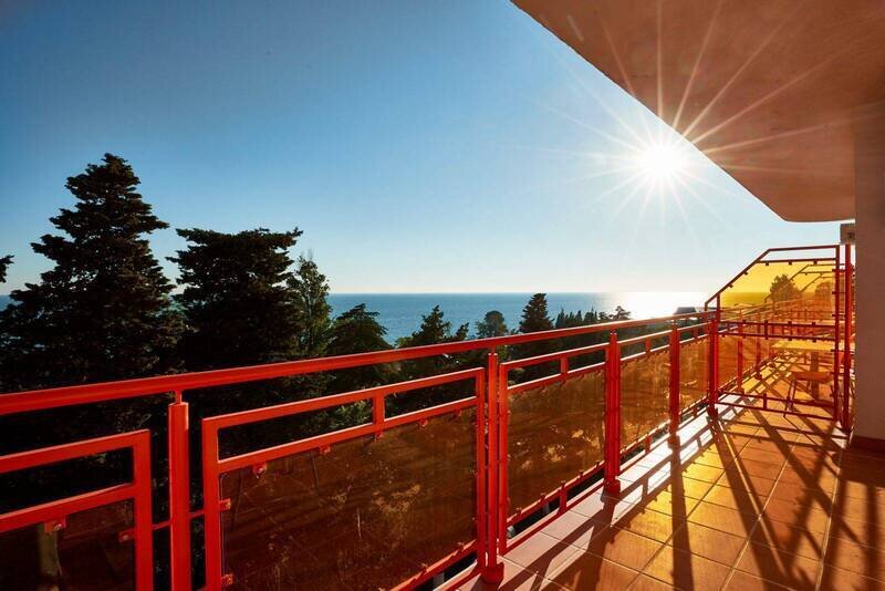 Стандартный 3-местный (с балконом)