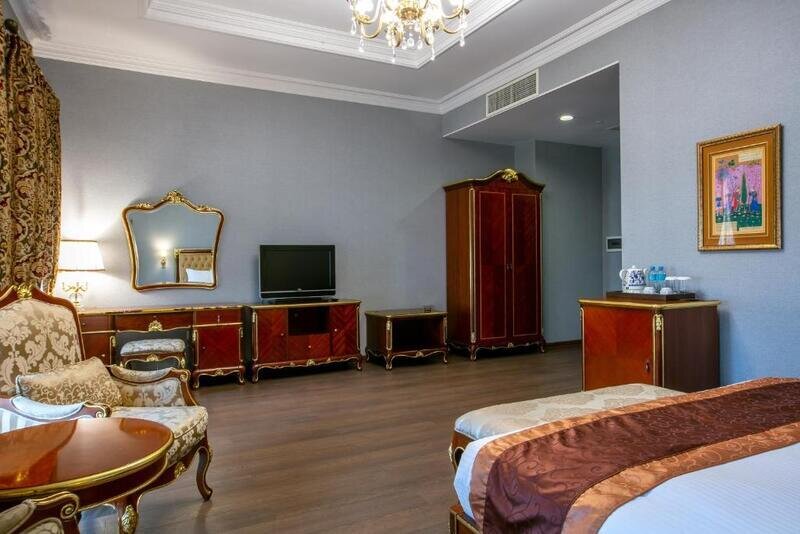 Junior Suite 2-местный (с балконом)