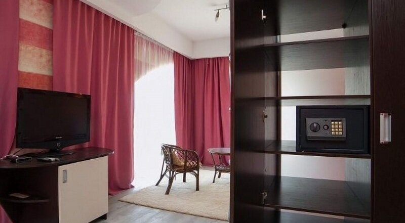 Люкс Red (без балкона) (7)