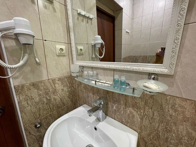 Люкс 4-местный 2-комнатный