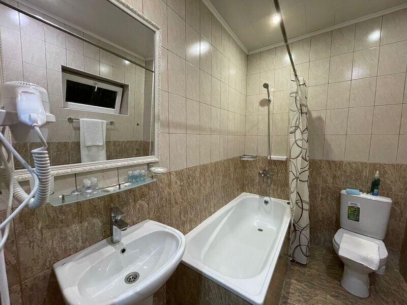 Люкс 4-местный 2-комнатный