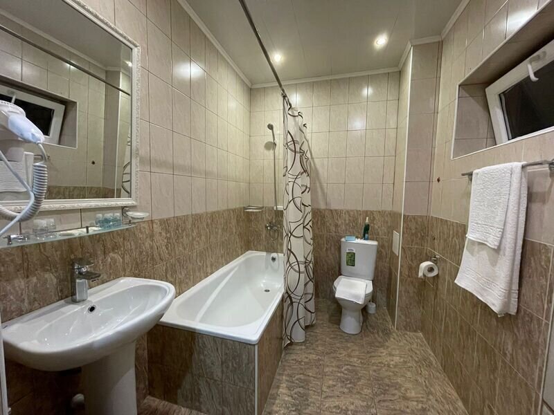 Люкс 4-местный 2-комнатный