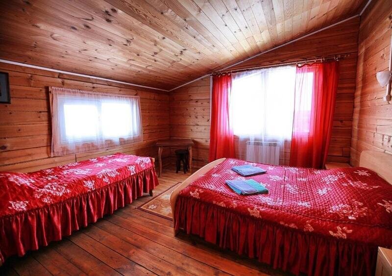 Эконом 3-местный (с удобствами на этаже)