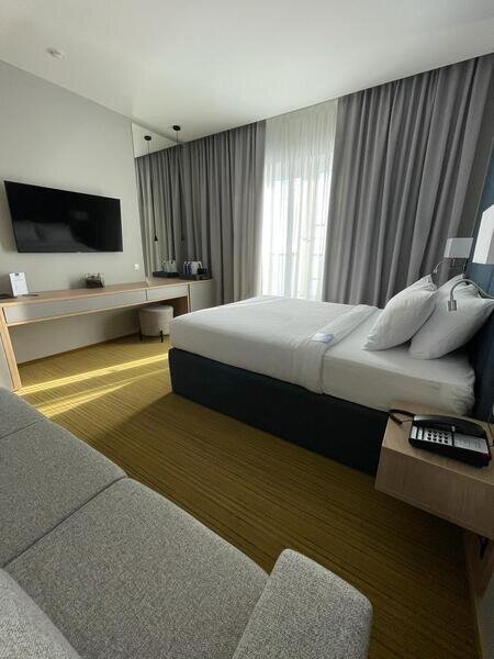 Junior Suite 2-местный (с балконом, вид на море)