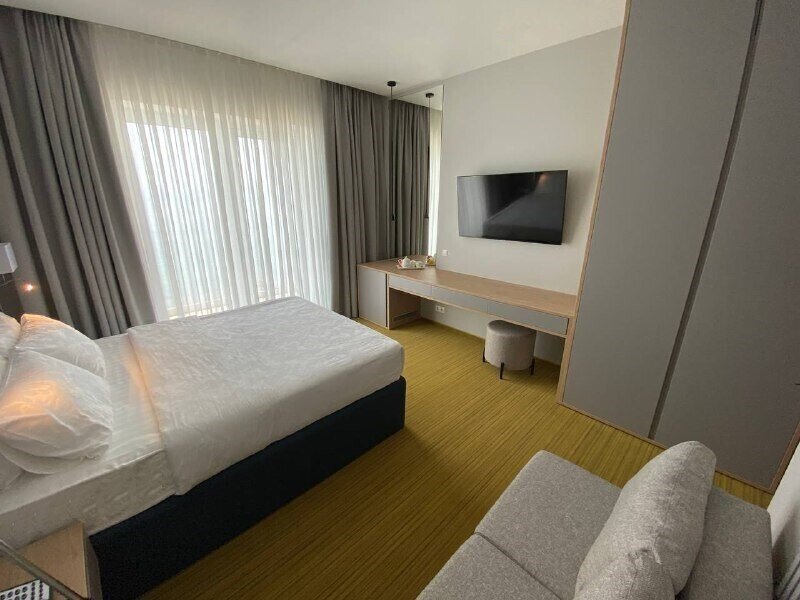 Junior Suite 2-местный (с балконом, вид на море)