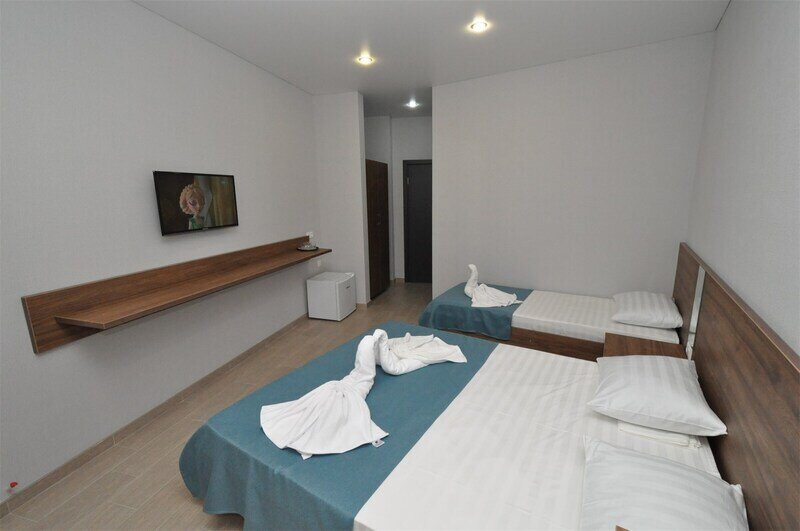 Стандартный 3-местный 1-комнатный (с балконом)