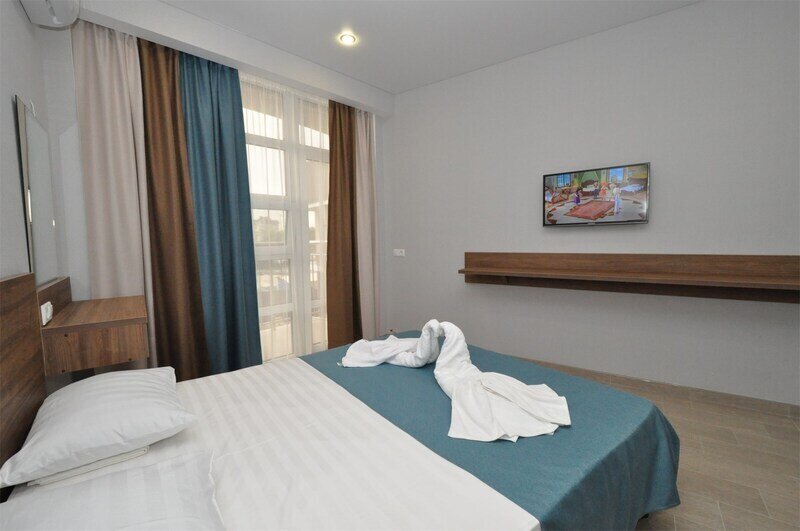 Стандартный 3-местный 1-комнатный (с балконом)