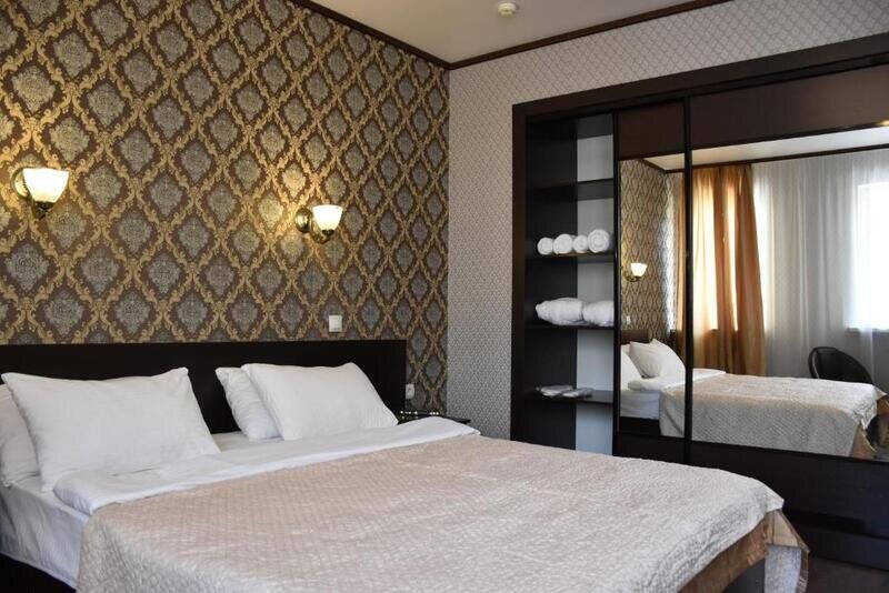 Полулюкс 2-местный 1-комнатный (Джуниор Сюит)