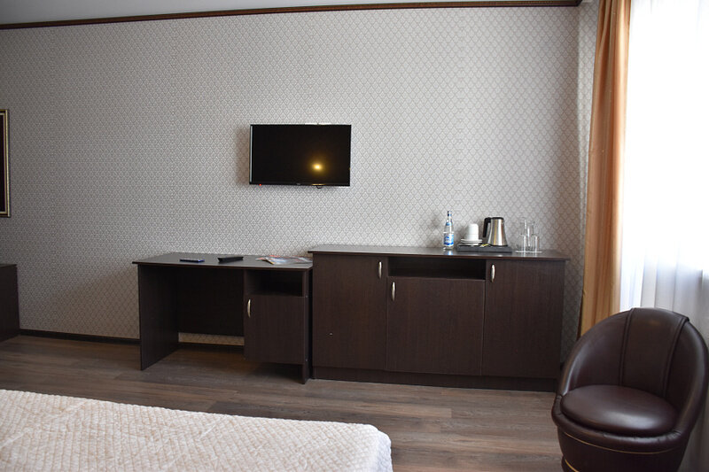 Полулюкс 2-местный 1-комнатный (Джуниор Сюит)