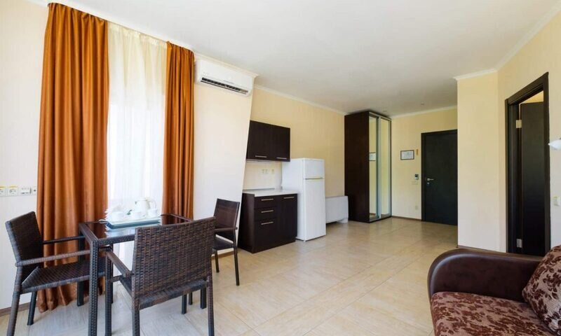 Люкс семейный с видом на горы (3)