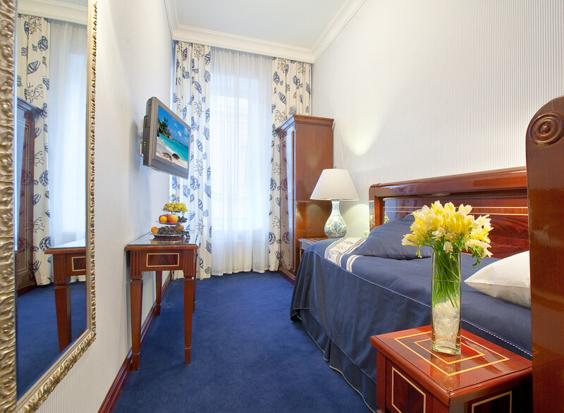 Стандартный 1-местный