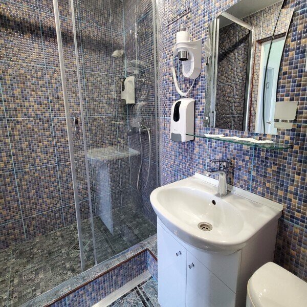 Полулюкс 2-местный 2-комнатный (№9)