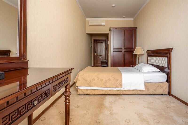 Стандартный 1-местный