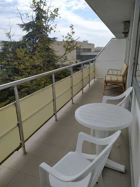 Джуниор сюит 2-местный 2-комнатный №201, 301 (с балконом и душем)