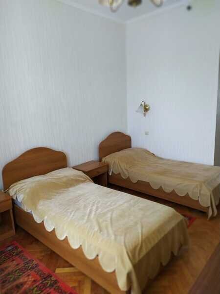 Стандартный 2-местный 1-комнатный (с балконом и душевой кабиной Юг)