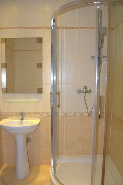 Люкс 4-местный 2-комнатный (4)