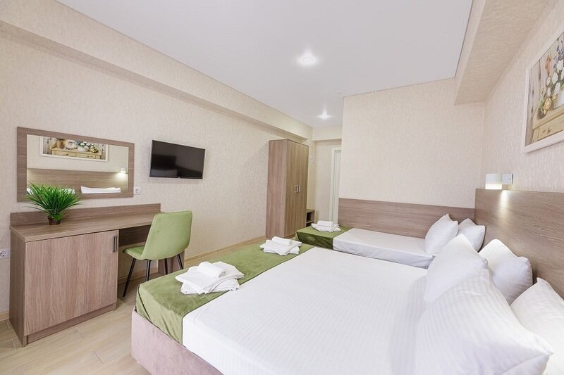 Стандартный 3-местный (с балконом)